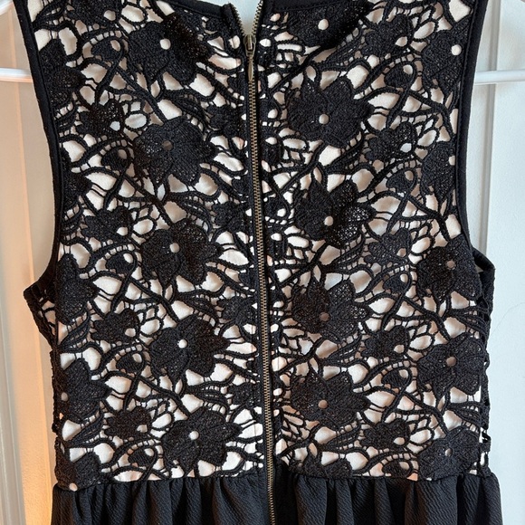 Xhilaration Black and Cream Lace Mini Dress - Picture 5 of 6